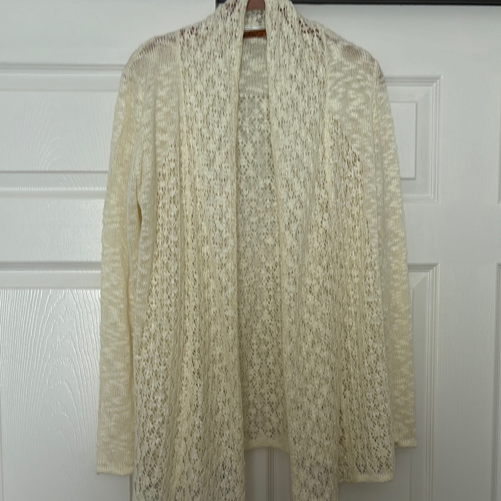 cream color soft knit sweater M $12